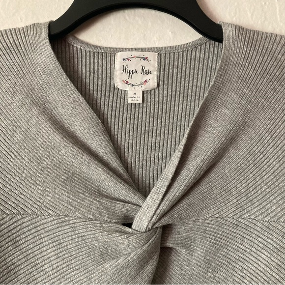 Knotted Gray Top - Picture 4 of 6